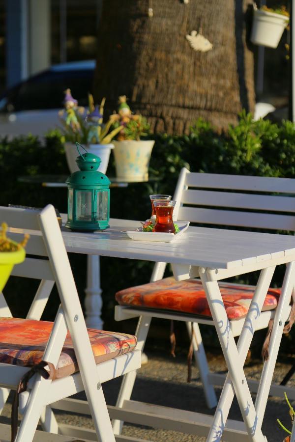 Foca Kumsal Hotel Buitenkant foto