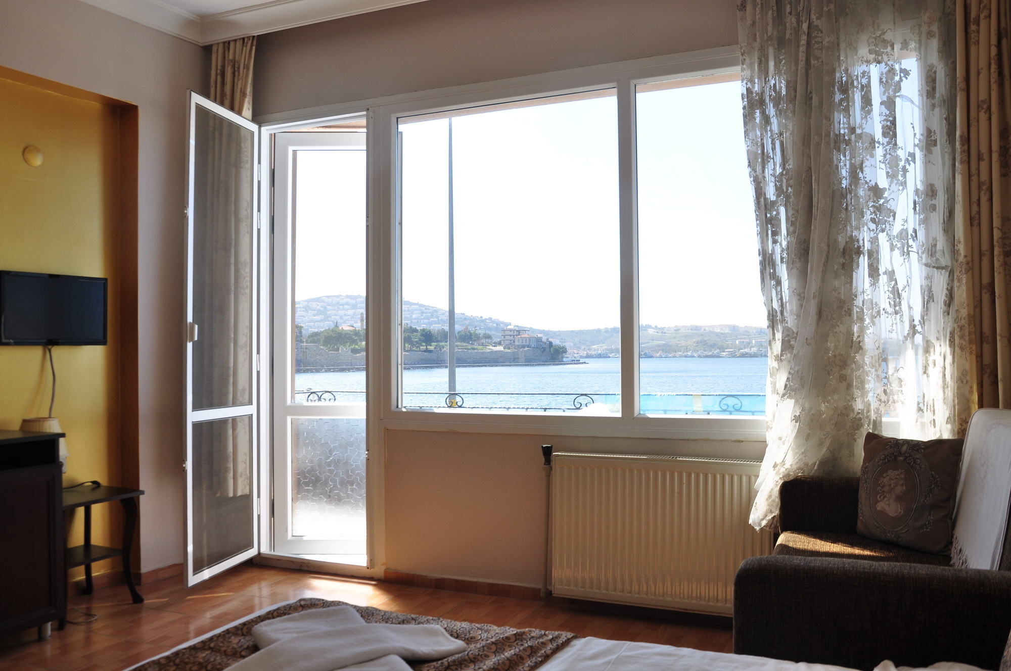 Foca Kumsal Hotel Buitenkant foto